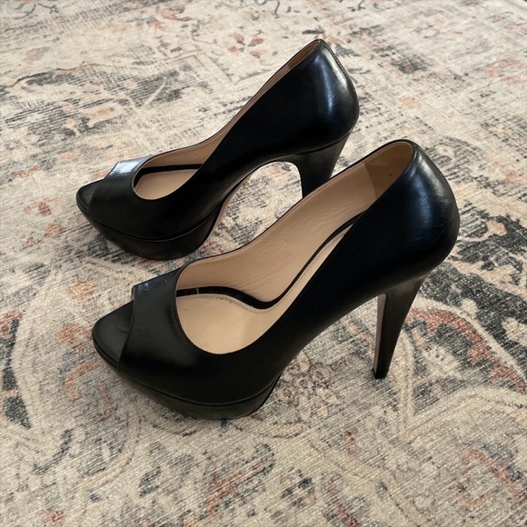 Authentic Prada Peep Toe Heels Black Leather EU 38 5"Heel - Picture 5 of 11